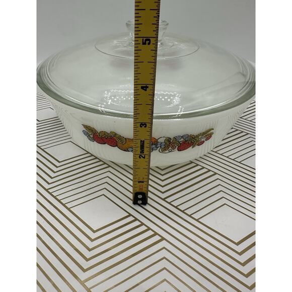 Anchor Hocking Fire King VTG 1.5 Qt Casserole Dish Nature's Bounty Fruits - Picture 4 of 6